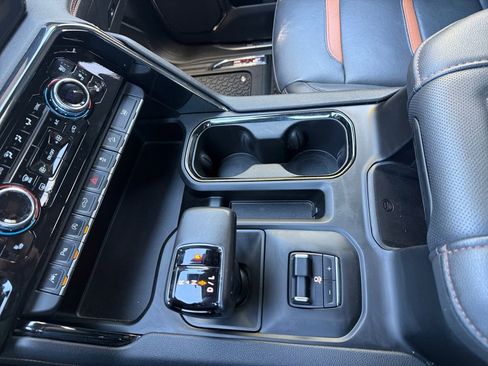Used 2022 GMC Sierra 1500 AT4 w/ AT4 Premium Package AWD/4WD image 23