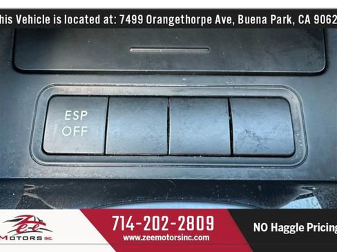 Used 2009 Volkswagen GTI 4-Door image 32