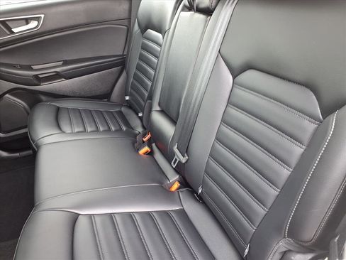 Certified 2024 Ford Edge SEL w/ Convenience Package image 7