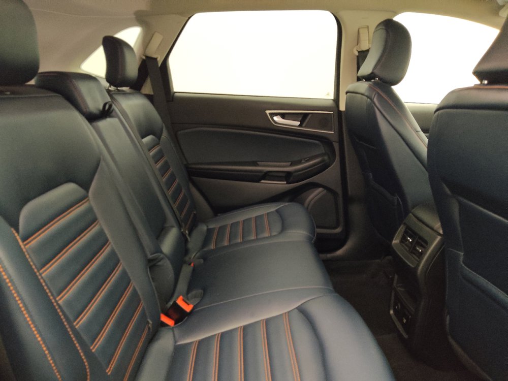 Used 2024 Ford Edge SEL w/ Sport Appearance Package AWD/4WD image 19