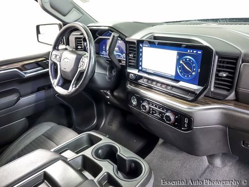Used 2022 Chevrolet Silverado 1500 LT image 24