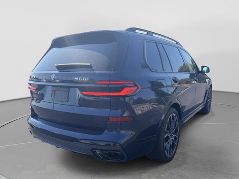 Used 2024 BMW X7 M60i w/ Executive Package AWD/4WD image 3