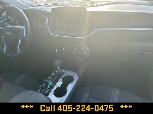 Used 2025 Chevrolet Blazer LT w/ Midnight/Sport Edition FWD image 25