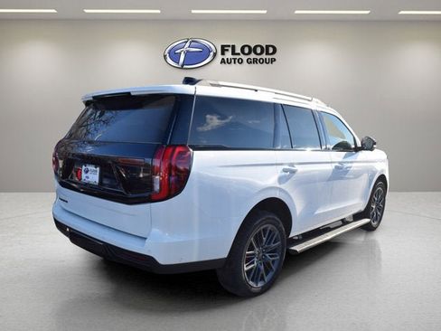 New 2025 Ford Expedition Platinum w/ Stealth Performance Package image 3