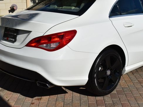 Used 2015 Mercedes-Benz CLA 250 image 12