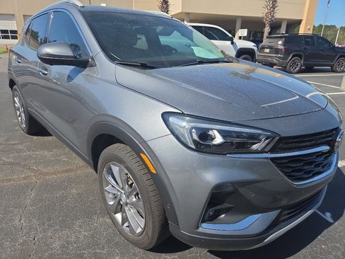 Used 2020 Buick Encore GX Essence w/ Experience Buick Package image 8