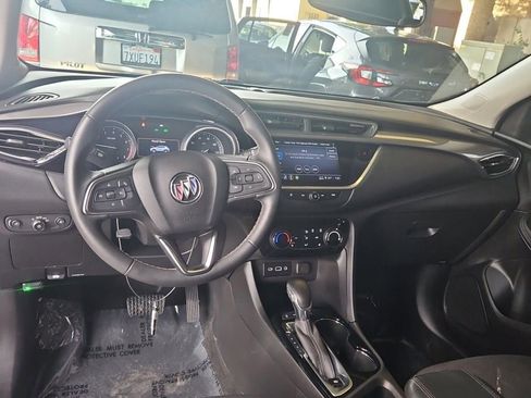 Used 2022 Buick Encore GX Preferred w/ Cold Weather Comfort Package image 4