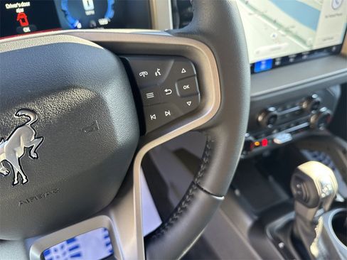 New 2025 Ford Bronco Outer Banks w/ Sasquatch Package image 19