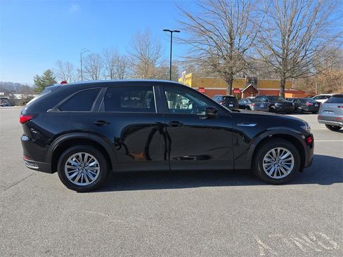 New 2026 MAZDA CX-90 3.3 Turbo w/ Select Package image 2