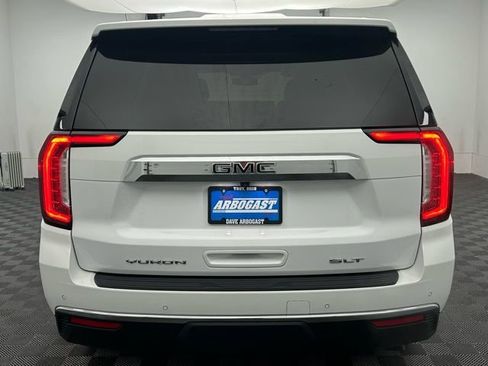 Used 2021 GMC Yukon SLT w/ SLT Premium Package image 14