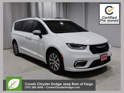 Certified 2025 Chrysler Pacifica Pinnacle