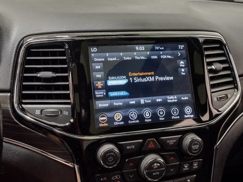 Used 2020 Jeep Grand Cherokee Limited w/ Luxury Group II AWD/4WD image 17
