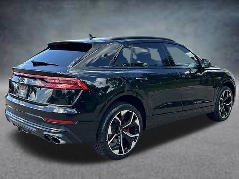 Used 2023 Audi SQ8 Prestige AWD/4WD image 5