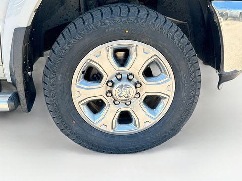 Used 2014 RAM 2500 Laramie w/ Protection Group AWD/4WD image 11