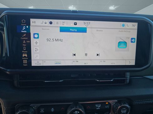 Used 2025 Jeep Gladiator Mojave image 22