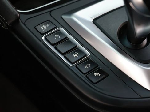 Used 2015 BMW M4 Coupe RWD image 40