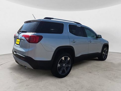 Used 2017 GMC Acadia SLT AWD/4WD image 5