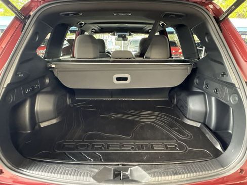 Used 2025 Subaru Forester Premium AWD/4WD image 25