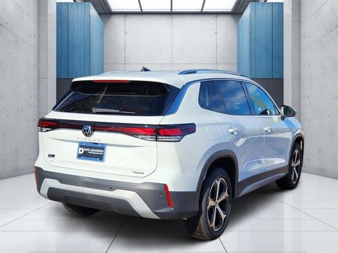 New 2026 Volkswagen Tiguan SE image 24