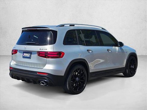 Used 2024 Mercedes-Benz GLB 35 AMG 4MATIC image 5