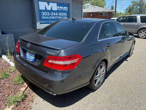 Used 2010 Mercedes-Benz E 550 4MATIC Sedan image 9