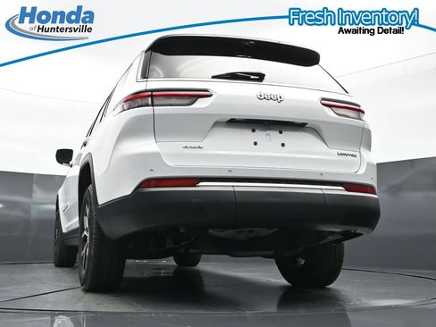 Used 2023 Jeep Grand Cherokee L Limited w/ Luxury Tech Group II AWD/4WD image 31