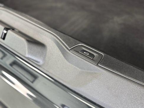 Used 2026 BMW X5 xDrive40i image 40