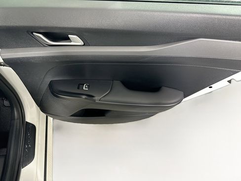 Used 2025 Kia K5 LXS image 28