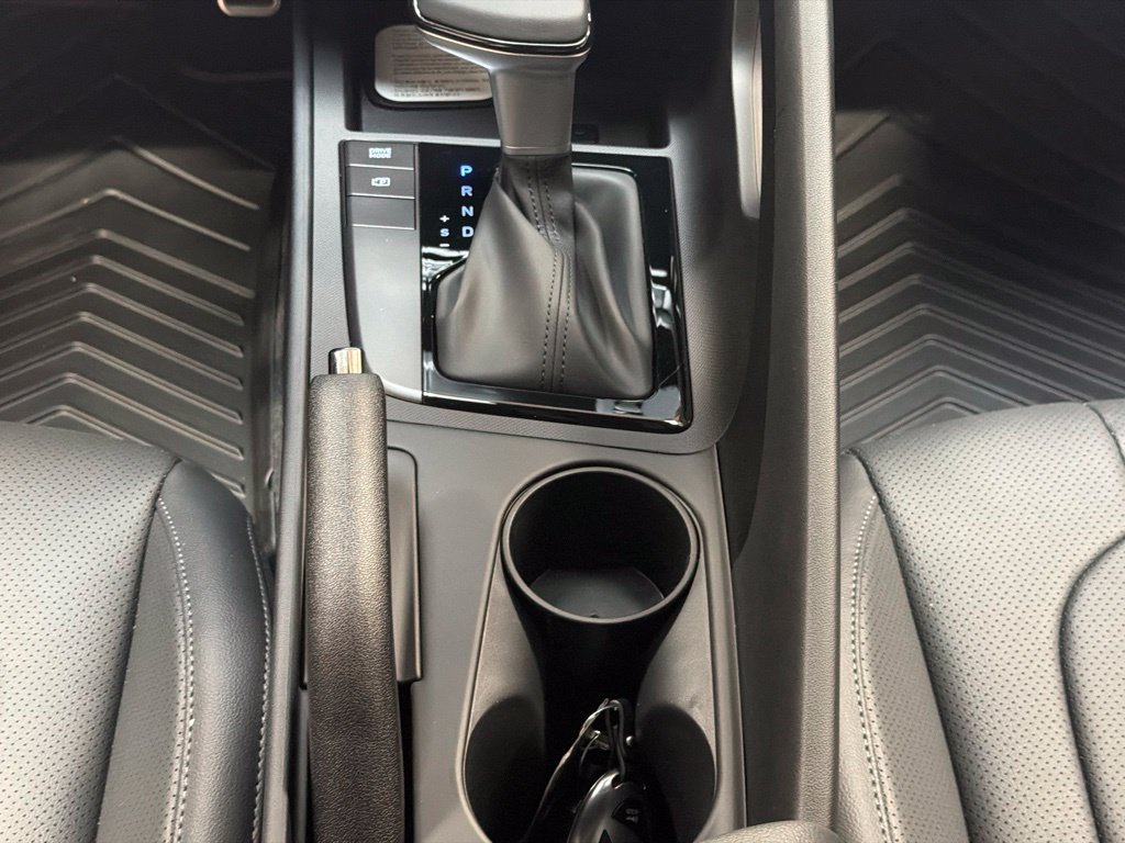 New 2026 Hyundai Elantra SEL Sport FWD image 16