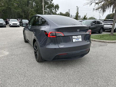 Used 2023 Tesla Model Y Long Range image 4