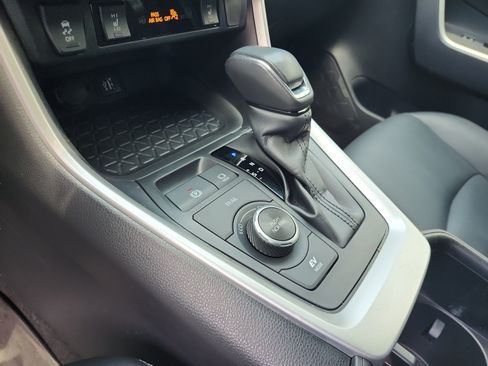 Used 2023 Toyota RAV4 XLE Premium AWD/4WD image 14
