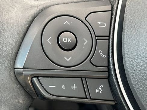 Used 2019 Toyota RAV4 Limited w/ Cold Weather Package FWD image 21