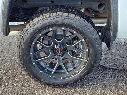 Certified 2018 GMC Sierra 1500 SLT image 7