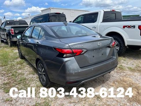 Used 2025 Nissan Versa SV FWD image 3