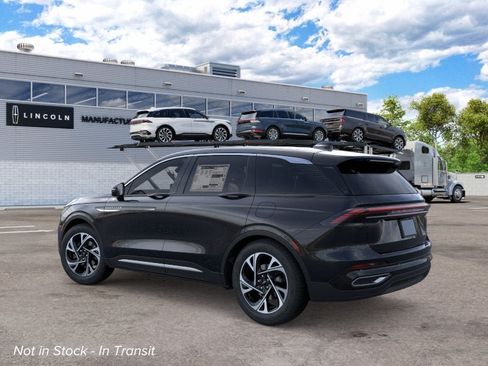 New 2026 Lincoln Nautilus Premier w/ Equipment Group 102A AWD/4WD image 4