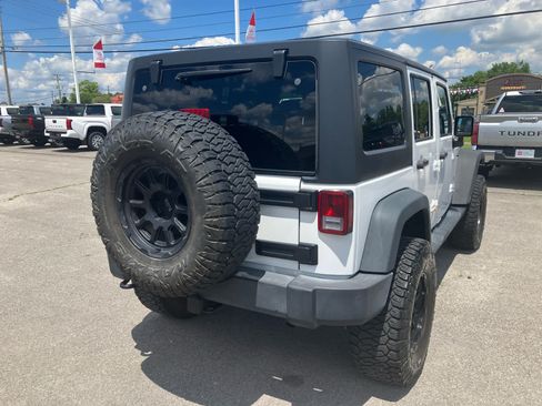 Used 2016 Jeep Wrangler Unlimited Sport w/ Quick Order Package 24S AWD/4WD image 7