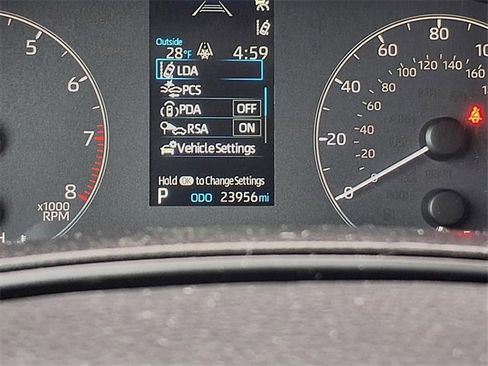 Used 2023 Toyota Corolla LE image 14