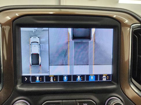 Used 2022 Chevrolet Silverado 3500 High Country w/ Snow Plow Prep/Camper Package image 67