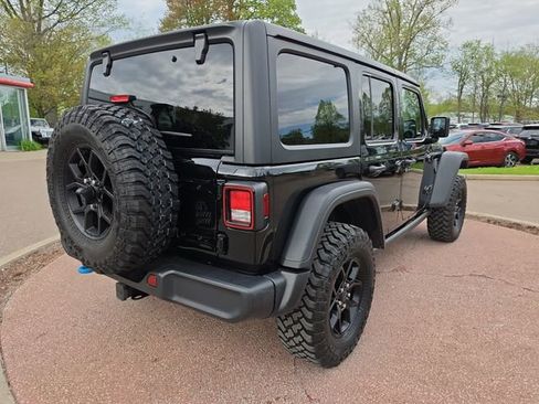 Used 2024 Jeep Wrangler Unlimited AWD/4WD image 5