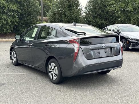 Used 2016 Toyota Prius Three FWD image 4