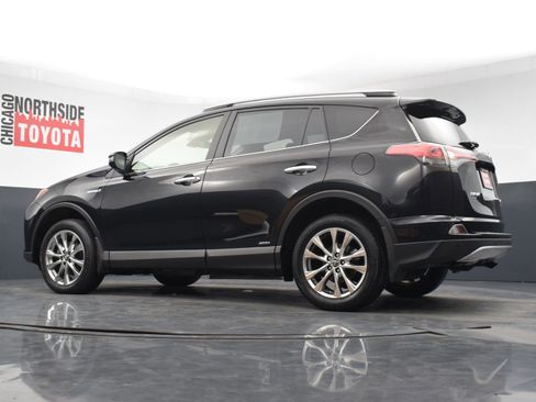 Used 2017 Toyota RAV4 Limited image 32
