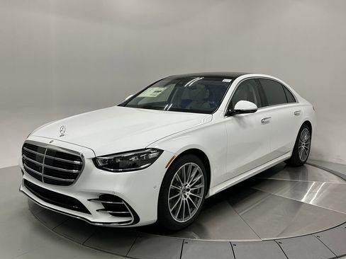New 2026 Mercedes-Benz S 580 4MATIC Sedan image 3