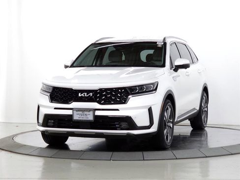 Used 2022 Kia Sorento SX Prestige image 3