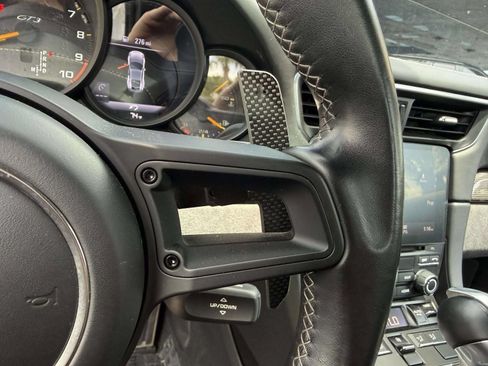 Used 2018 Porsche 911 GT3 RWD image 44