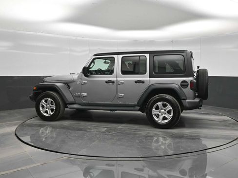 Used 2018 Jeep Wrangler Unlimited Sport S AWD/4WD image 5