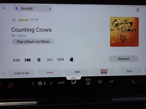 Used 2025 Ford Expedition Platinum image 20