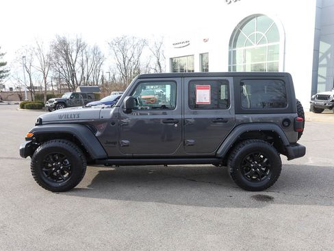 Used 2022 Jeep Wrangler Unlimited Sport image 2