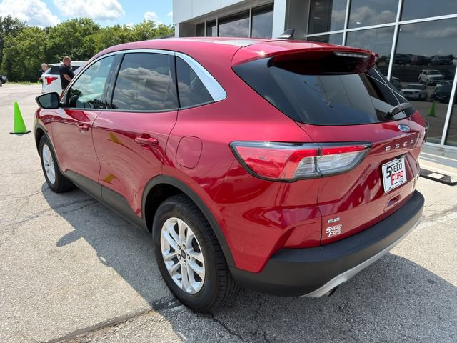 Used 2022 Ford Escape SE w/ Cold Weather Package AWD/4WD image 5
