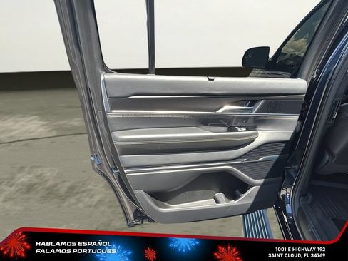 Used 2024 Jeep Grand Wagoneer Series II w/ Quick Order Packagew 28T AWD/4WD image 24