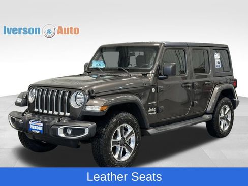 Used 2019 Jeep Wrangler Unlimited Sahara w/ Cold Weather Group image 5